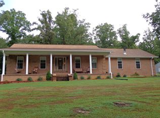 800 Beaverdam Rd, Camden, TN 38320