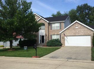 2808 Fairway Dr, Belleville, IL 62220