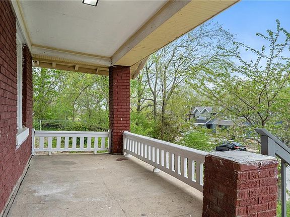 3rd image of 4319 Wayne Ave