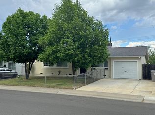 1135 Fairweather Dr, Sacramento, CA 95833
