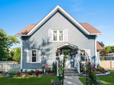 607 4th St, Harvard, IL, 60033
