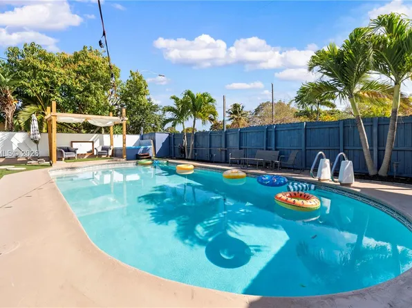 1300 NW 7th Ave, Fort Lauderdale, FL 33311