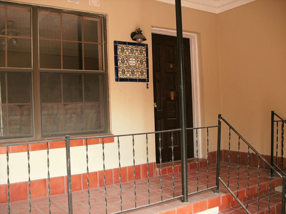 1st image of 5903 CARIBBEAN Court