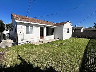 3rd image of 4712 Merrill St