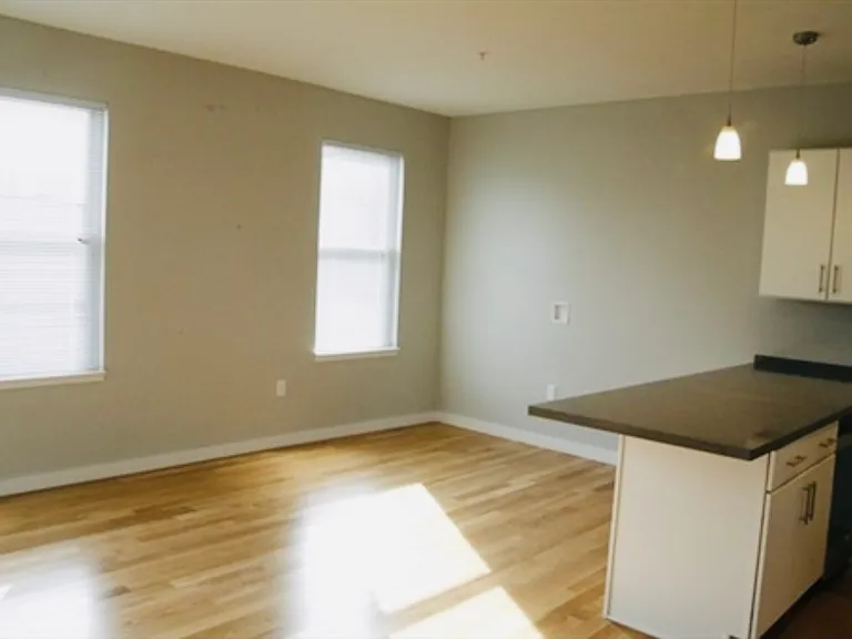 20 Orleans St #401 — Photo 18