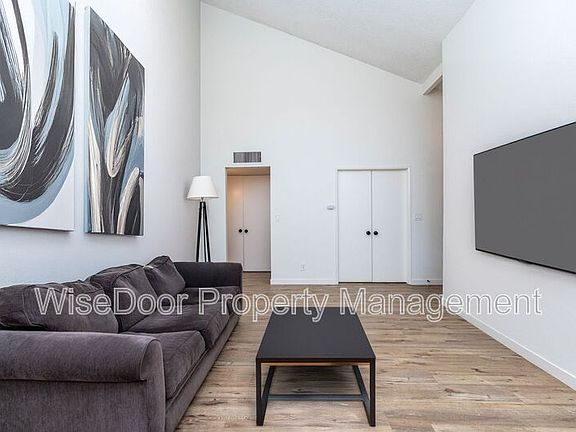 5th image of 22330 Victory Blvd APT 804