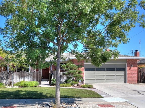 4th image of 4667 Blanco Dr