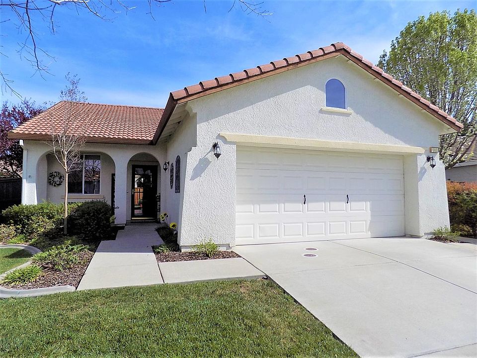 1st image of 141 Rock House Cir S