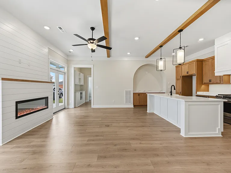 917 Calhoun Way — Photo 4