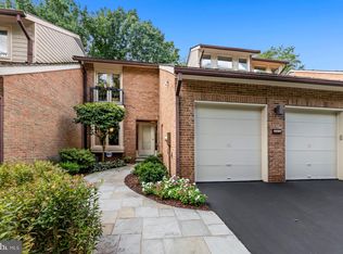 6422 Goldleaf Dr, Bethesda, MD 20817