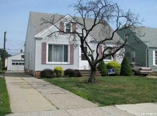 13209 Littleton Rd, Garfield Heights, OH 44125