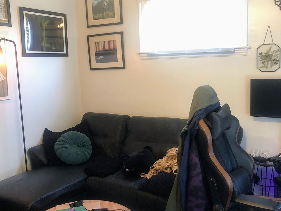Living Room Layout 2022