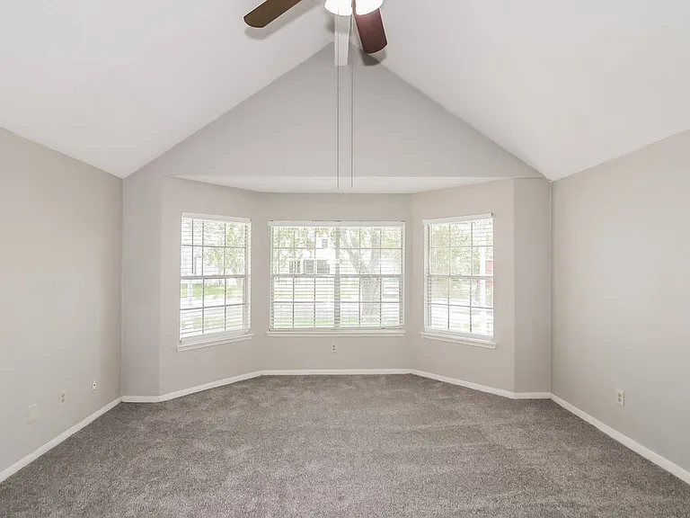12723 Ashford Knoll Dr — Photo 9