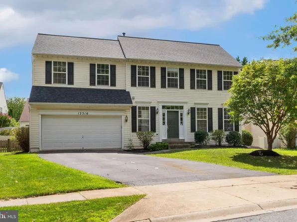 12516 Hawks Nest Ln, Germantown, MD 20876