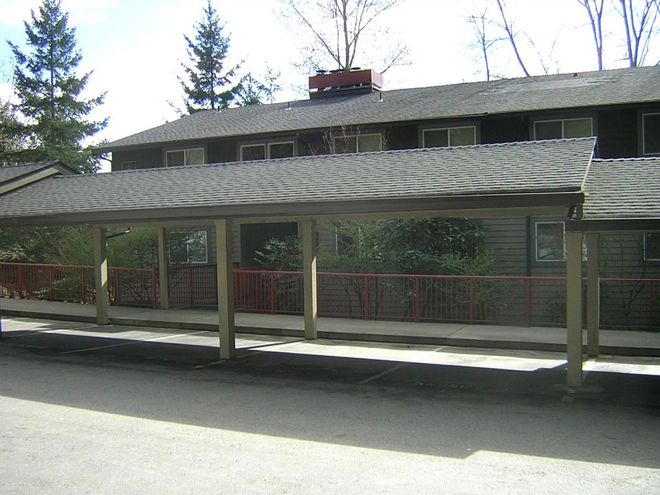 1st image of 11052 NE 33rd Pl APT A4