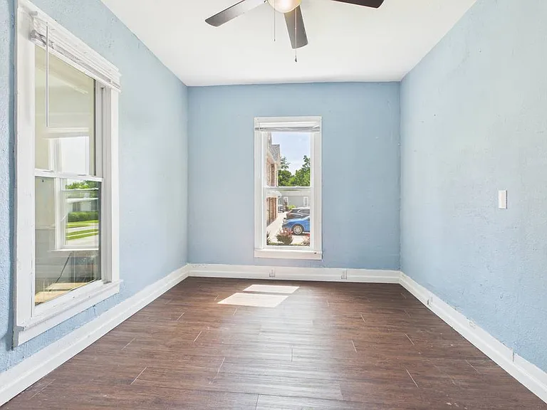 309 Broad St — Photo 19