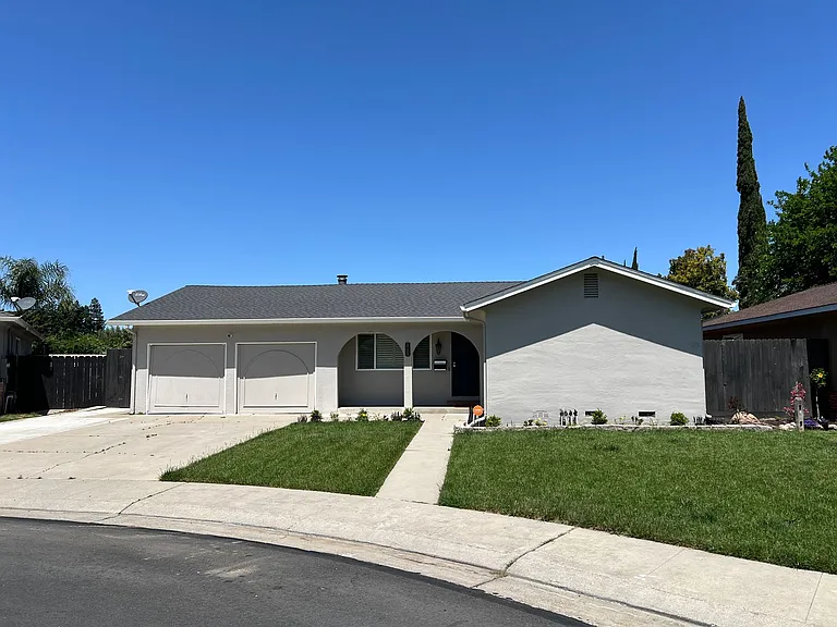 5753 Mohican Dr — Photo 2