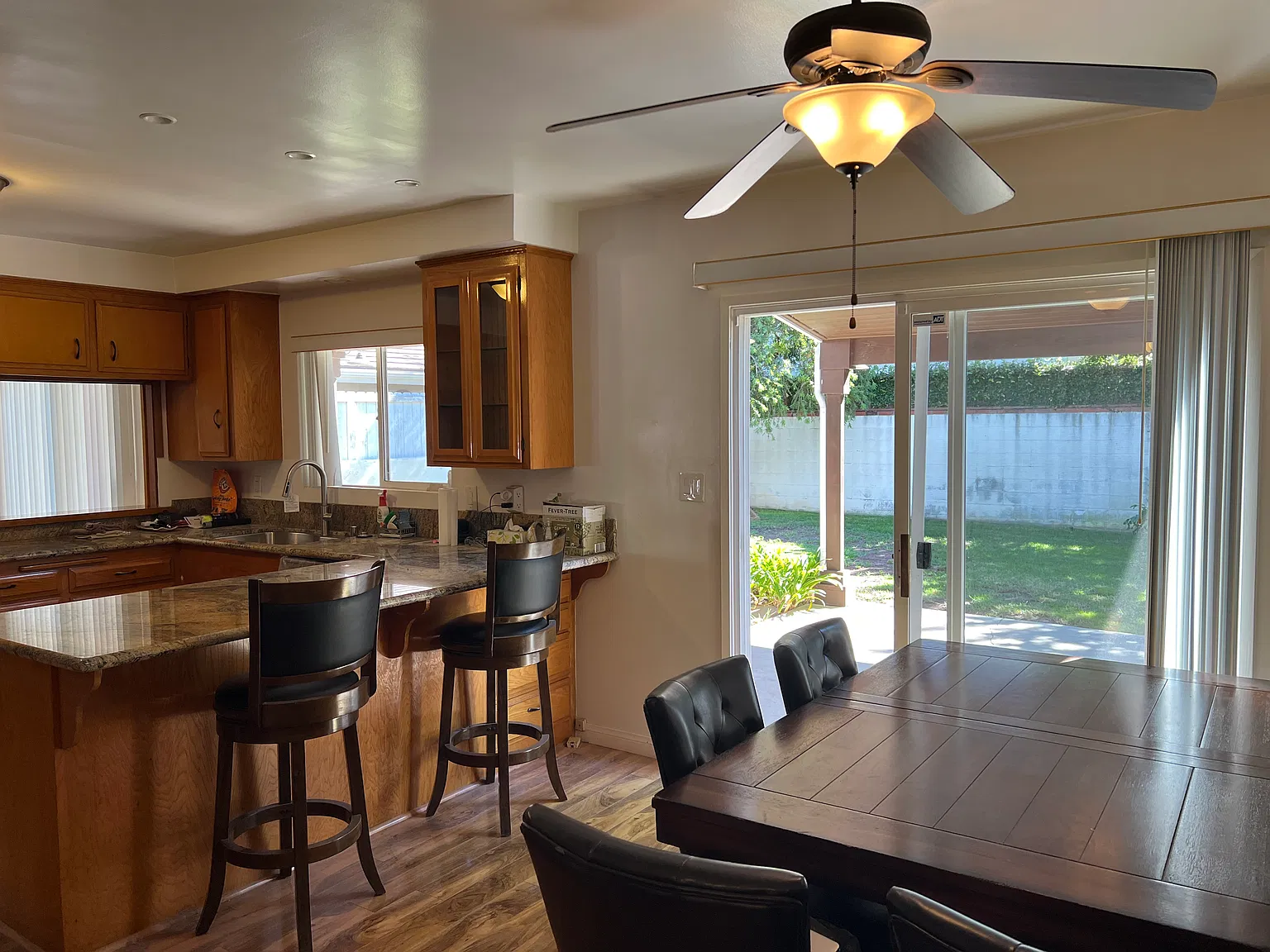 4 bed, 2214 sqft, $8,800 — Photo 4