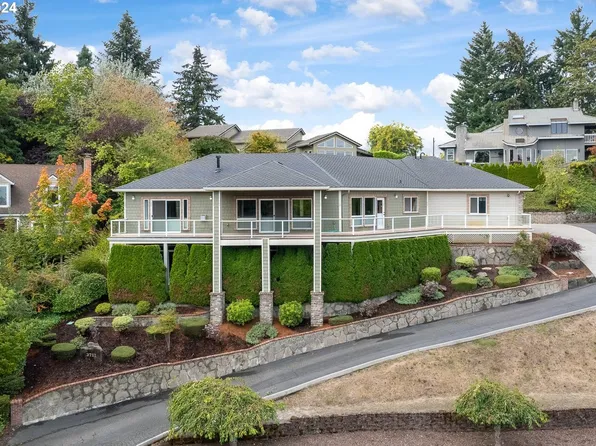 3711 NW 135th Cir, Vancouver, WA 98685