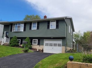 1093 Grand St, Phillipsburg, NJ 08865