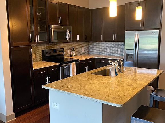 2nd image of 108 W 46th St Floor 3
