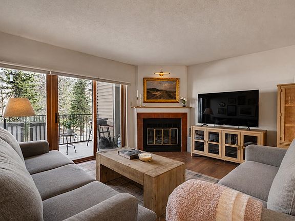 2nd image of 39 Vail AVE unit 104 #104