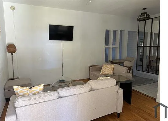 1 bed, 538 sqft, $2,100 — Photo 3