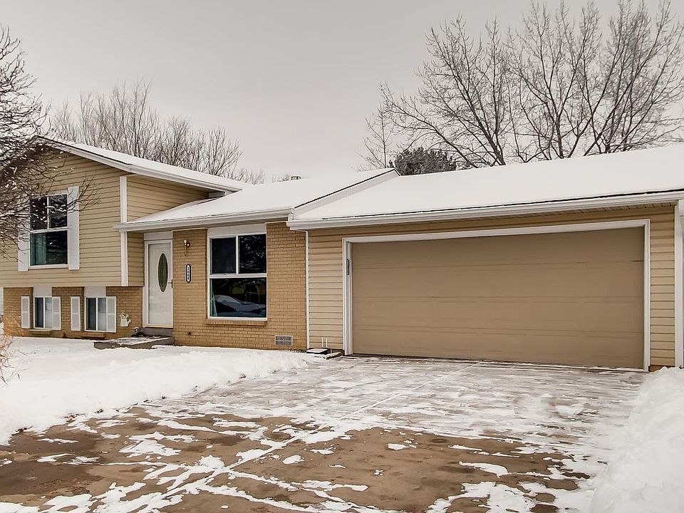 1st image of 2668 Skeel St