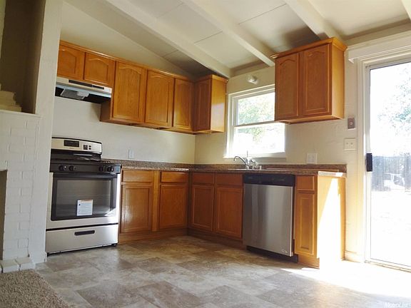 4th image of 5604 Rosario Blvd