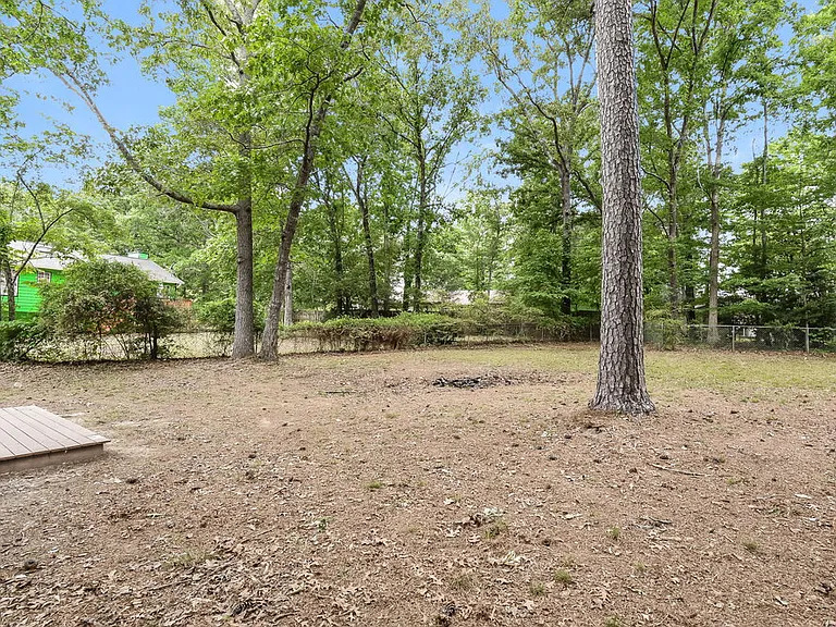 2985 Valley View Cir — Photo 18