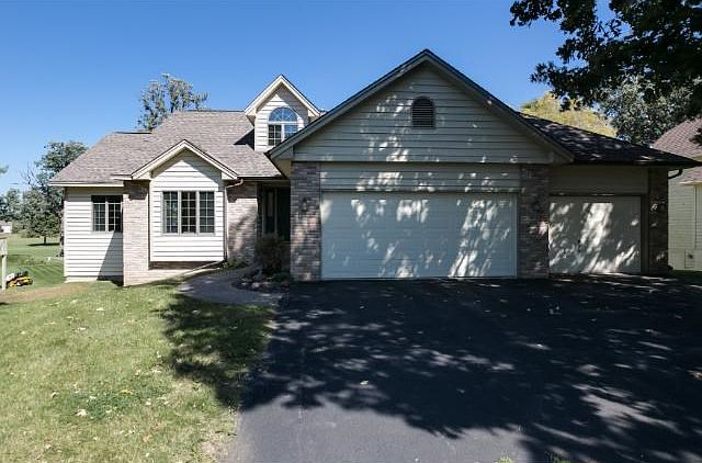 1st image of 1890 Woodstone Dr