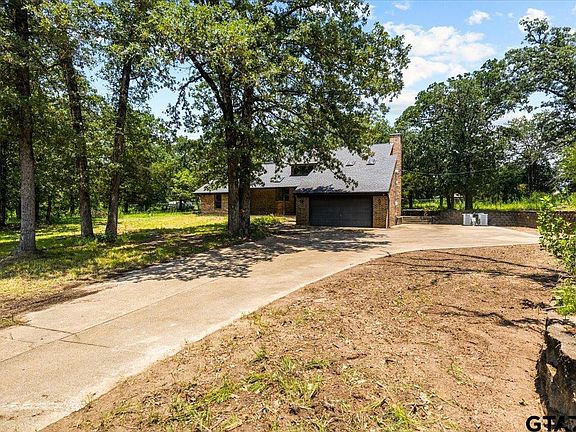 3rd image of 8731 E Lakeshore Dr