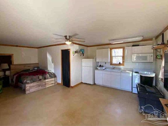 4th image of 6389 County Line Rd #B