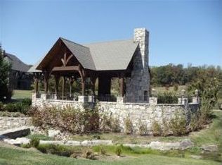 2154 Sawyers Pond Dr, Johnson City, TN 37604