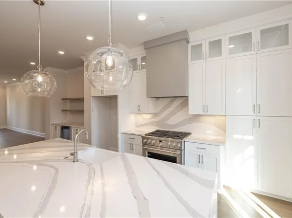 210 Midnight Oak Run #3, Alpharetta, GA 30009