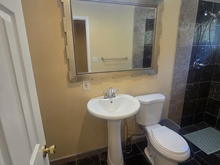 5539 Santa Margarita St — Photo 21