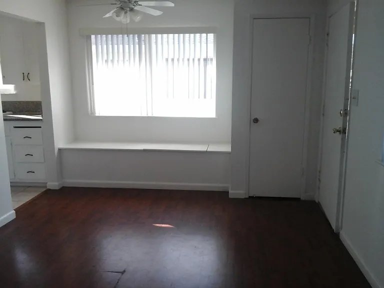 9017 Casals St #4 — Photo 11