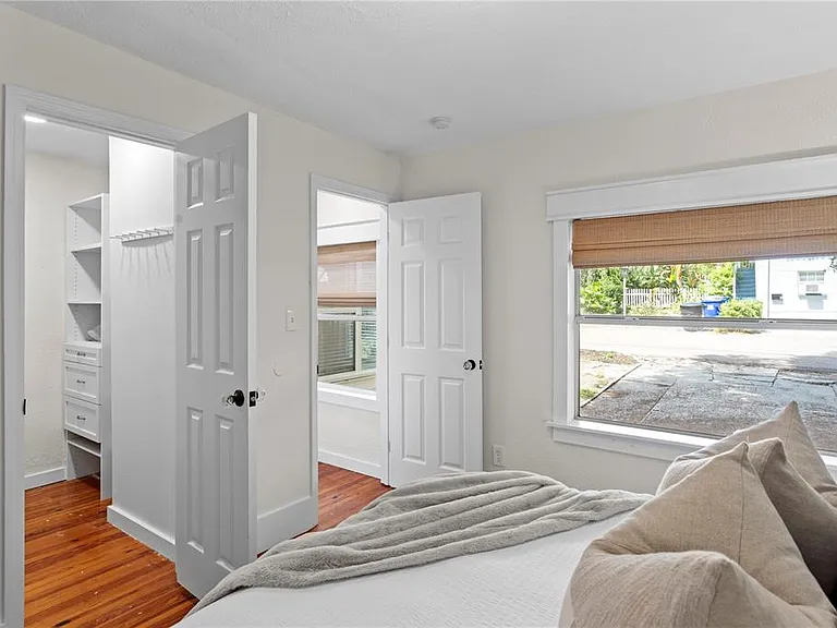 1175 Highland Ct N — Photo 17