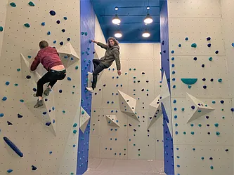 Rented by The KCI Group