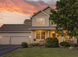 618 Tupelo Way, Chaska, MN 55318