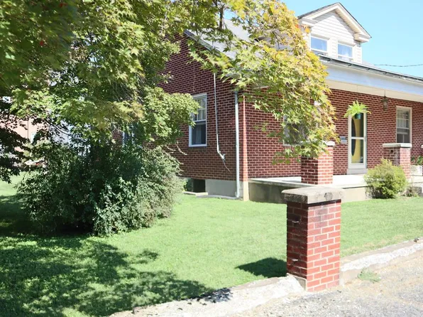 211 Broad St, Landisville, PA 17538