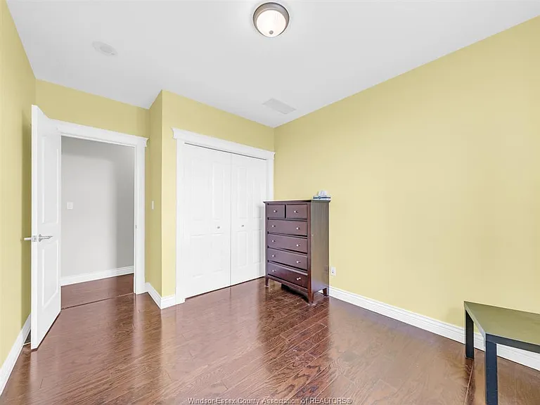 1225 Riverside Dr E #1007 — Photo 17