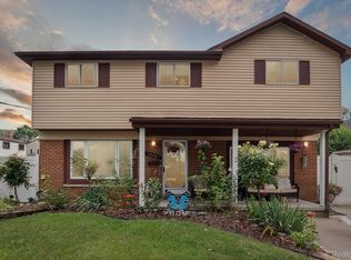 34661 Florence St, Westland, MI 48185