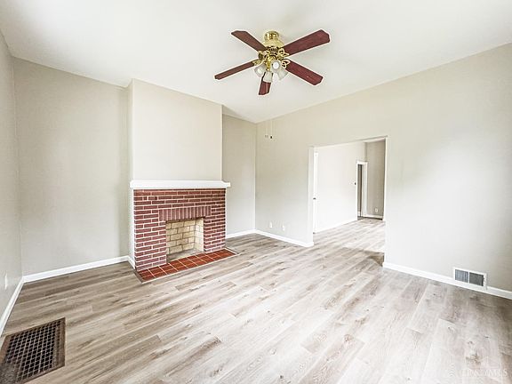 5th image of 1205 Vine St