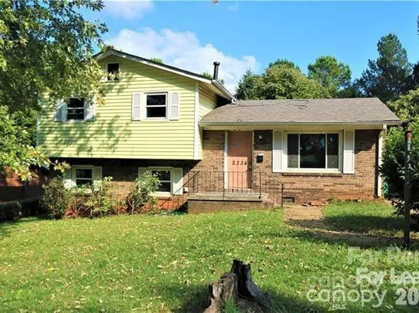 2334 Senior Dr, Charlotte, NC 28216