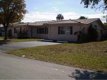 3rd image of 7502 NW 44th Ct