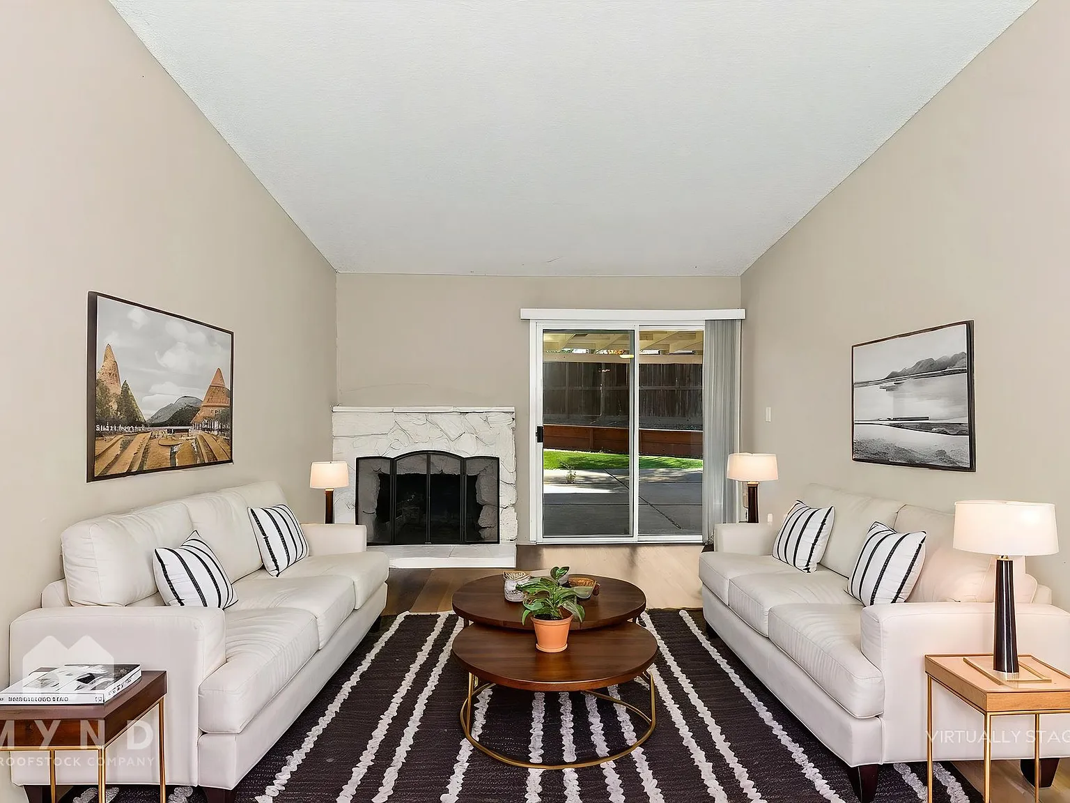 3 bed, 2.0 bath, 1058 sqft, $3,244 — Photo 3