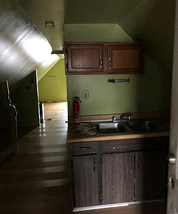 5th image of 4200 S Fairfield Ave