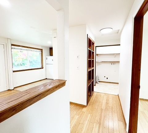 5th image of 5237 Beach Dr #1