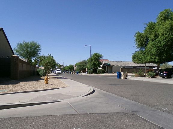 5th image of 8723 S 255th Dr